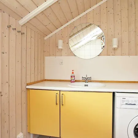 Two-bedroom Holiday In 1 Feriehus Strandby